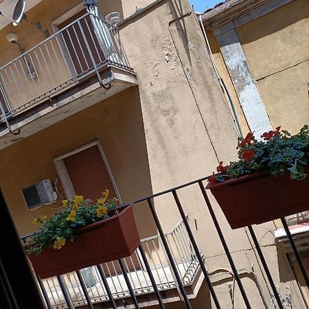 Residenza La Vecchia Cattedrale Katanya Dış mekan fotoğraf